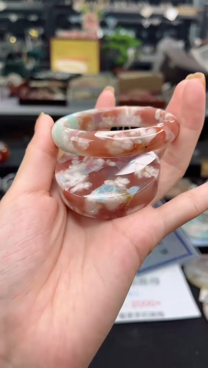 【闪购商品】石英质玉手镯未镶嵌55圈口（赠品镯心）3S9291