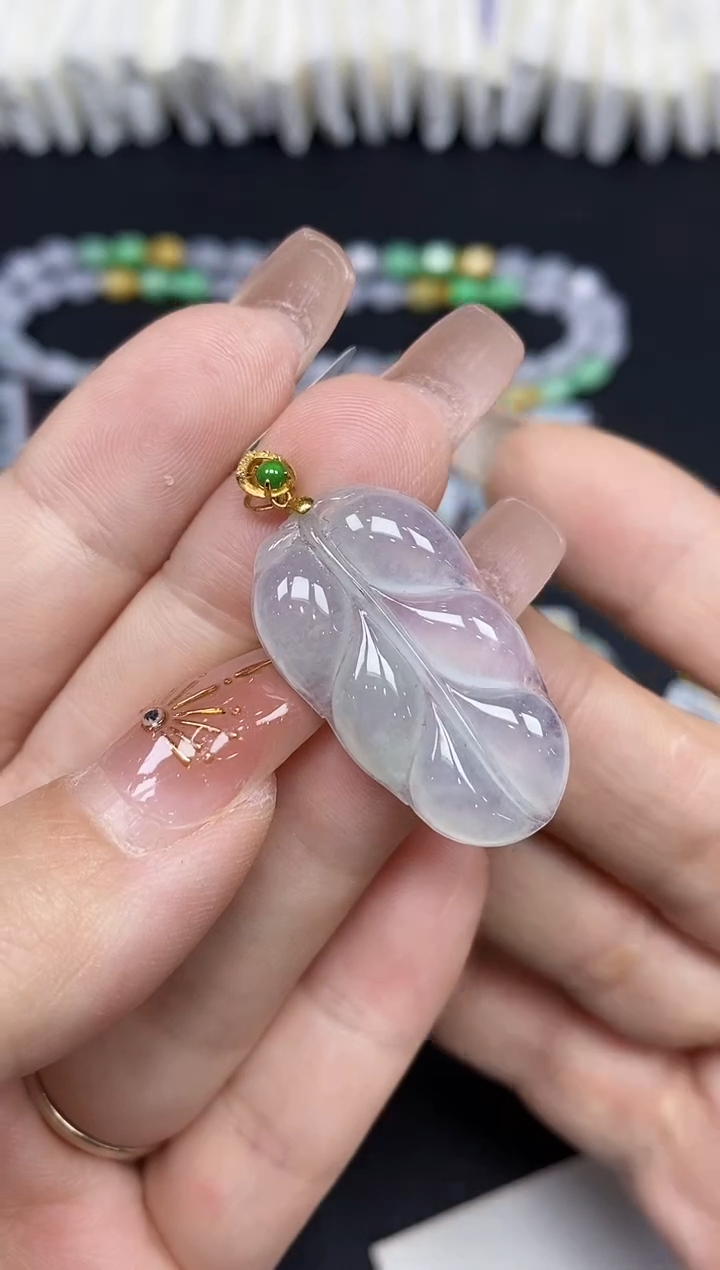 吊坠(不含链)18K金镶嵌翡翠叶子18K金扣镶嵌@@CMT1139
