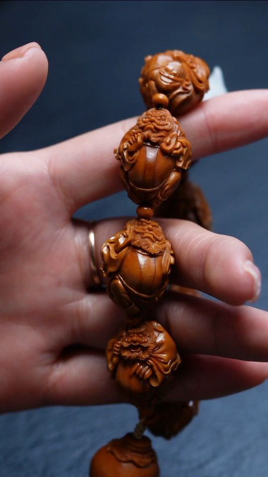 【闪购商品】橄榄核吊坠苏工橄榄核