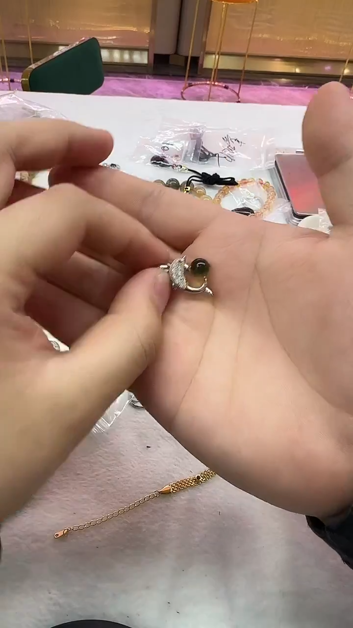 未镶嵌手串水晶琥珀