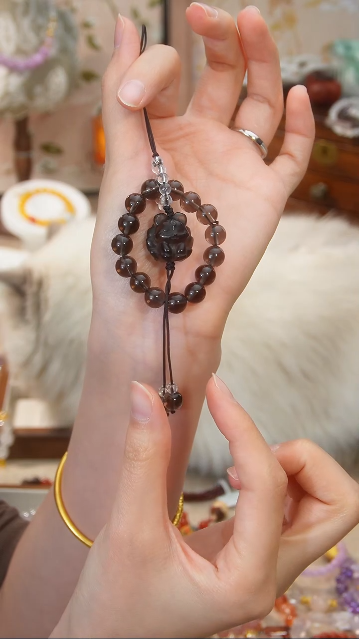 【闪购商品】水晶车挂未镶嵌颜色微差多样性发货发其一