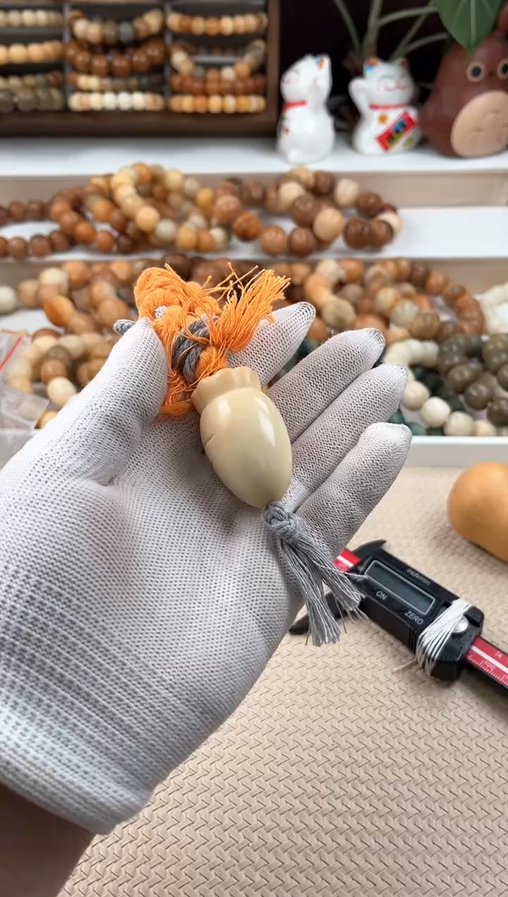 【闪购商品】菩提根/象牙果吊坠c680