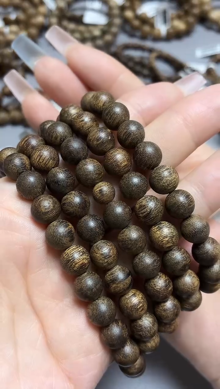 沉香手串星*文莱圆珠长串0.9昆仑梅格多样性发其一