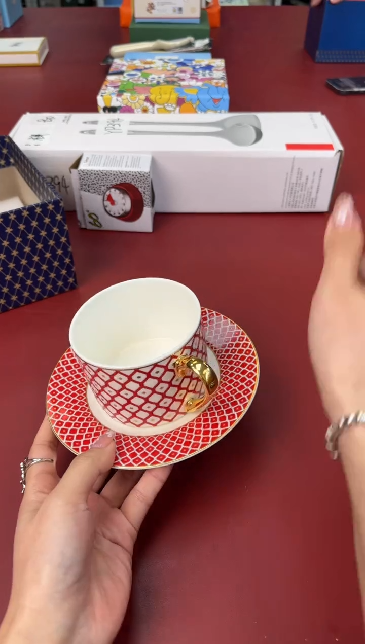 【闪购商品】瓷片正午瓷缘 臻品CQ源泉@@H1963