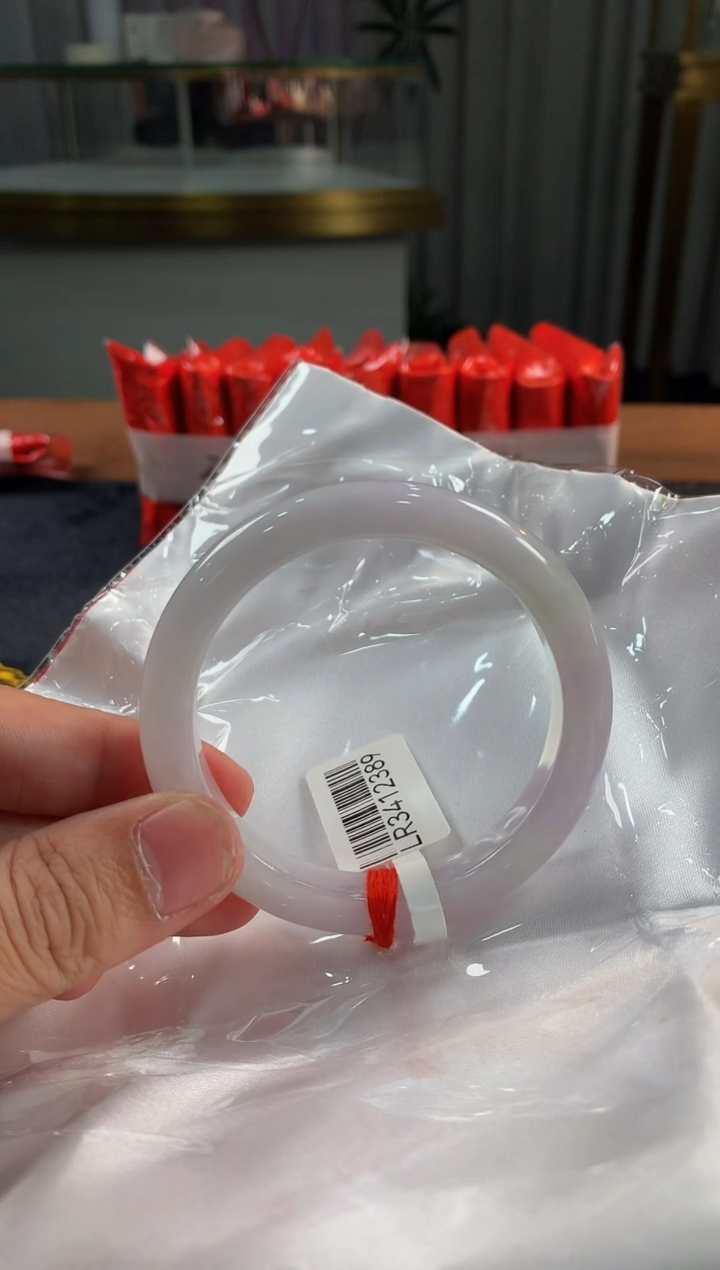 未镶嵌定制翡翠5073毛货不退不换 55-56圈