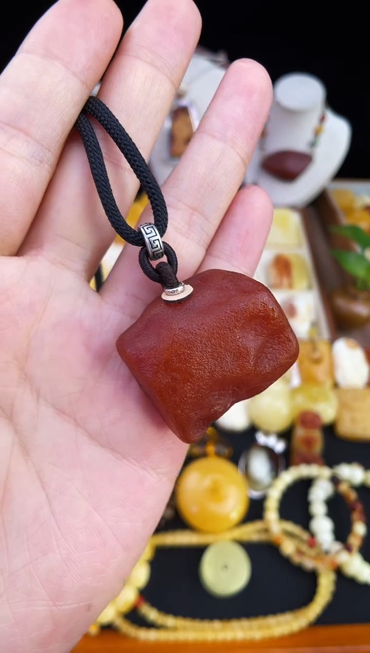 琥珀未镶嵌珠宝奇石柒月