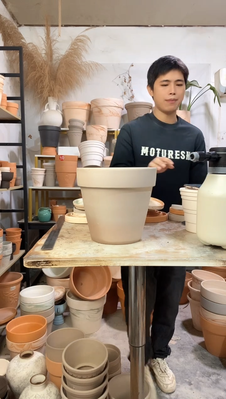 瑕疵无售后23*21灰陶 1盆无托