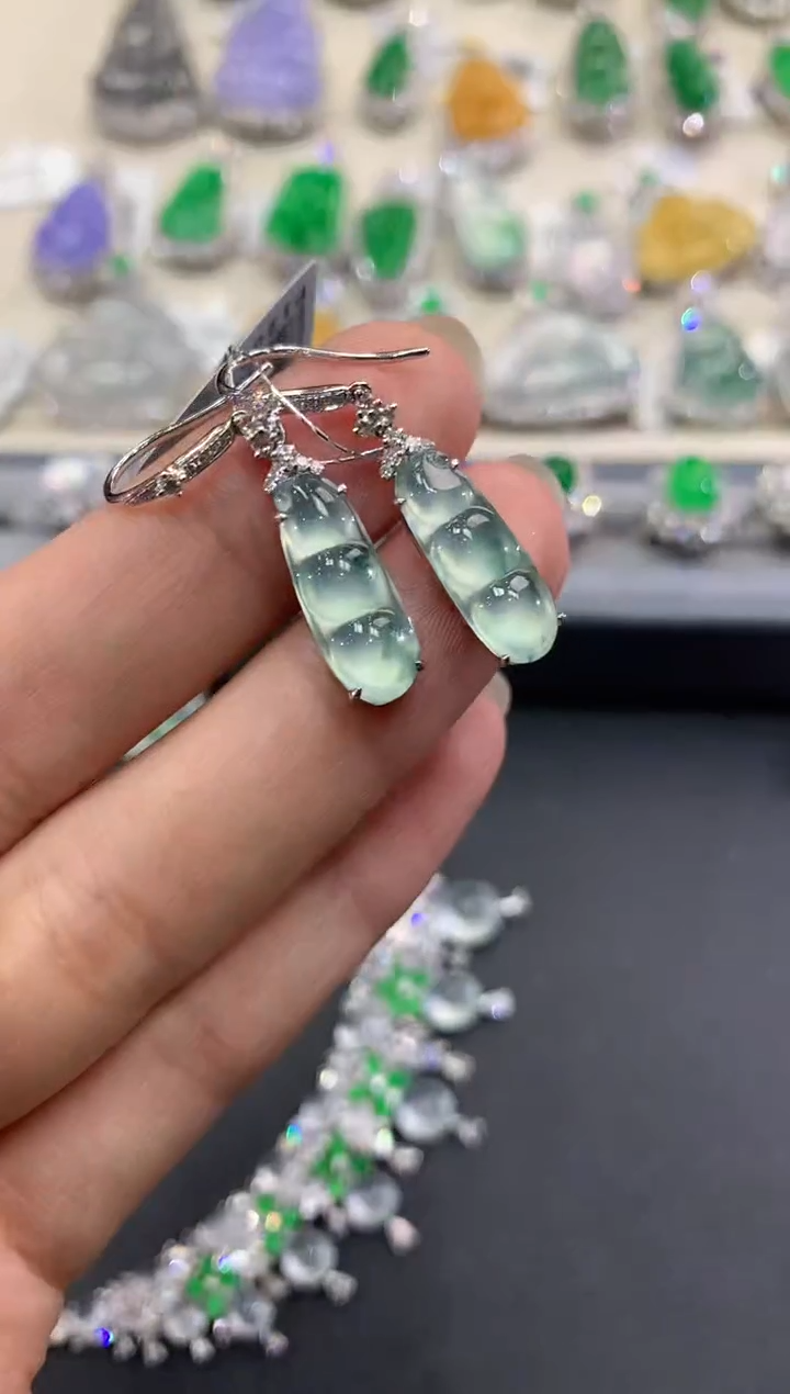 【闪购商品】翡翠耳饰18K金镶嵌q142    