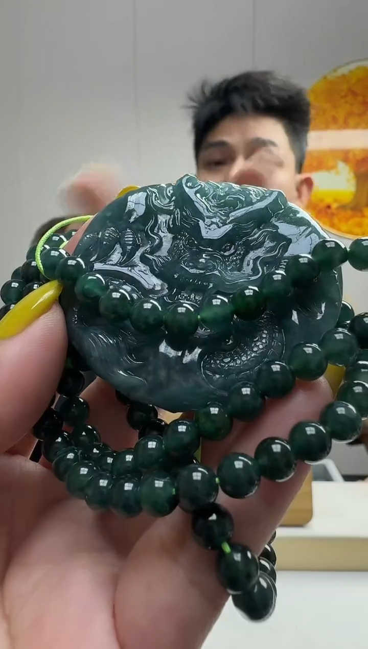 颈饰未镶嵌翡翠天然A货翡翠  多样性随机发其一       