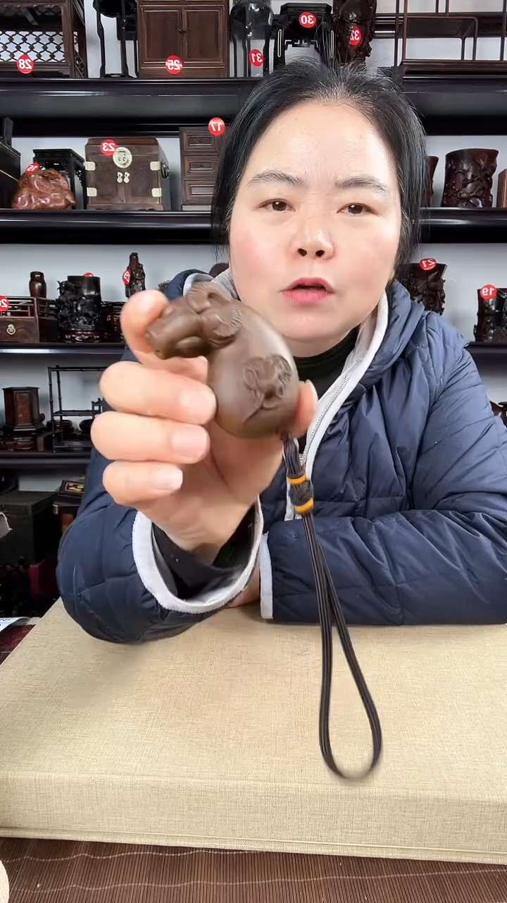 【闪购商品】木2914老李红木工艺品