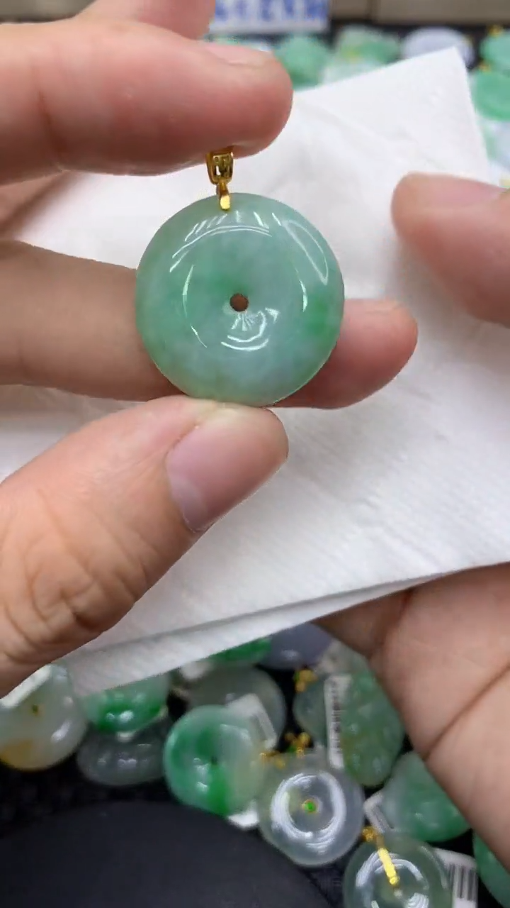 颈饰未镶嵌翡翠天然缅甸A货翡翠