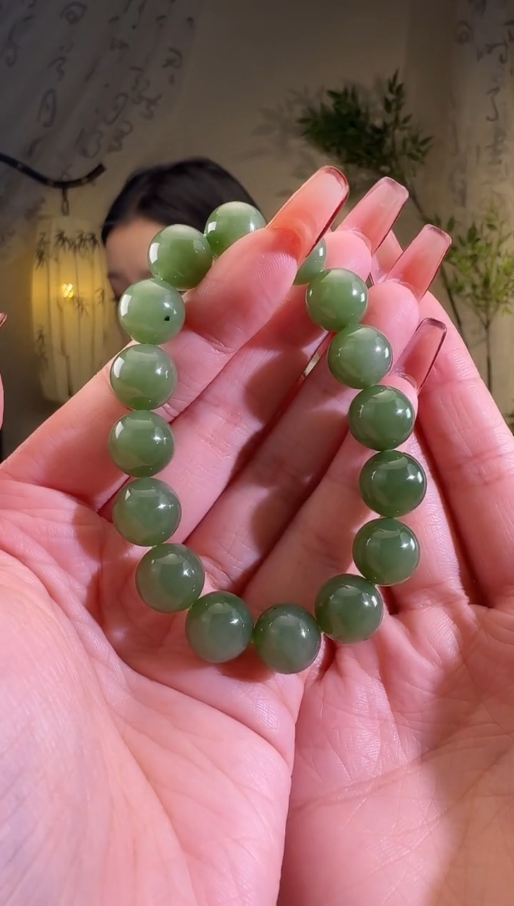 【闪购商品】和田玉手串未镶嵌手串带微黑点