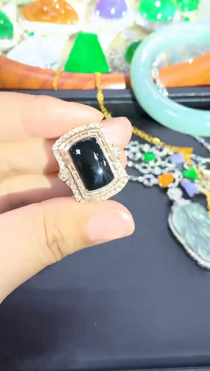 18K金镶嵌戒指翡翠583-中国好珍宝