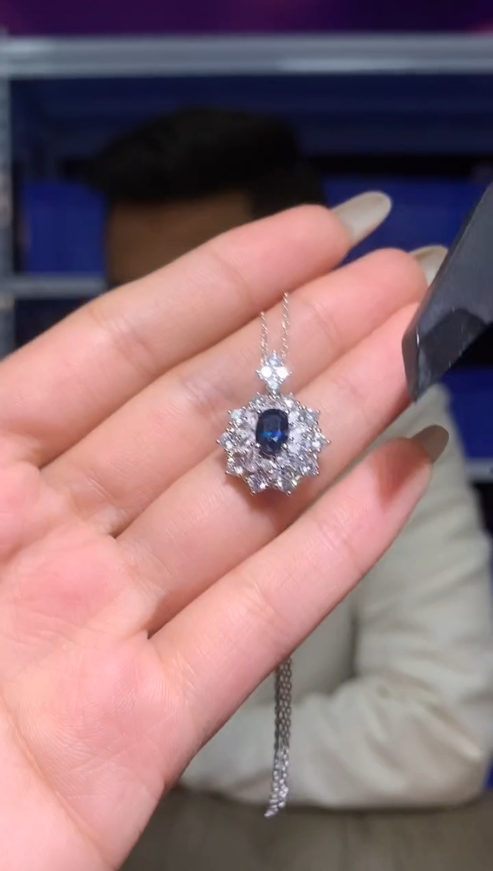 吊坠(赠链)蓝宝石银S925镶嵌【宝石世家严选】