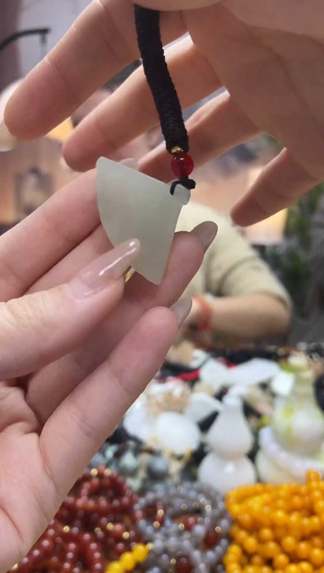 未镶嵌岫玉吊坠·