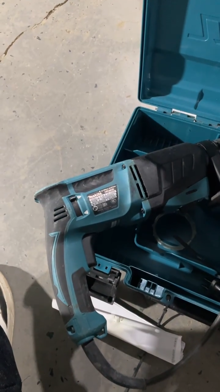 牧田HR2630电锤（26MM 3功能）（停产） 