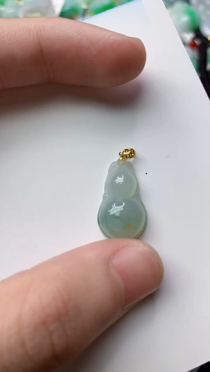 【闪购商品】翡翠颈饰18K金镶嵌37.......