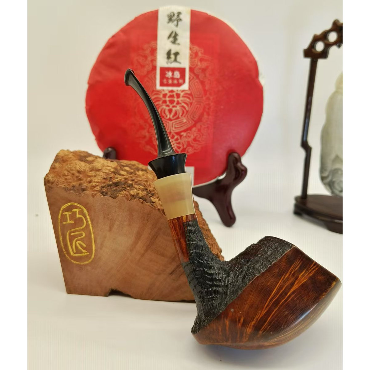 045小老头手工制作雕刻盾牌斗