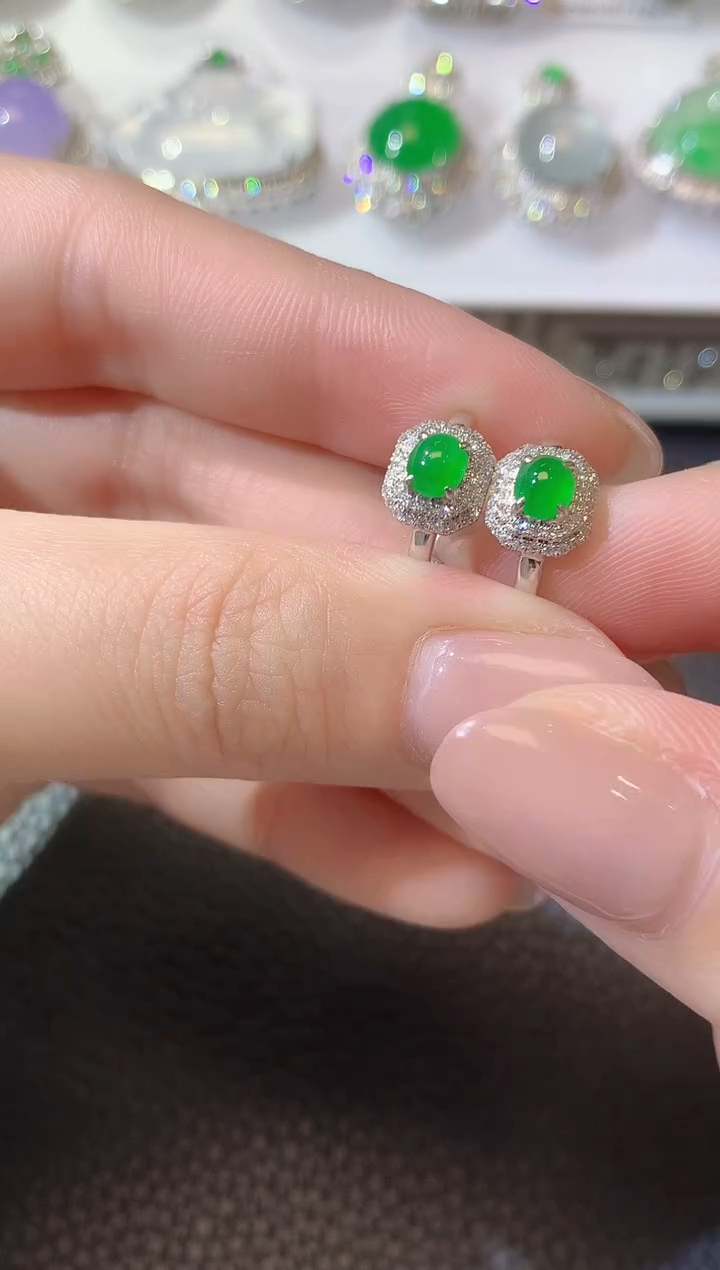 【闪购商品】翡翠耳饰18K金镶嵌A35翡翠多样性发一件