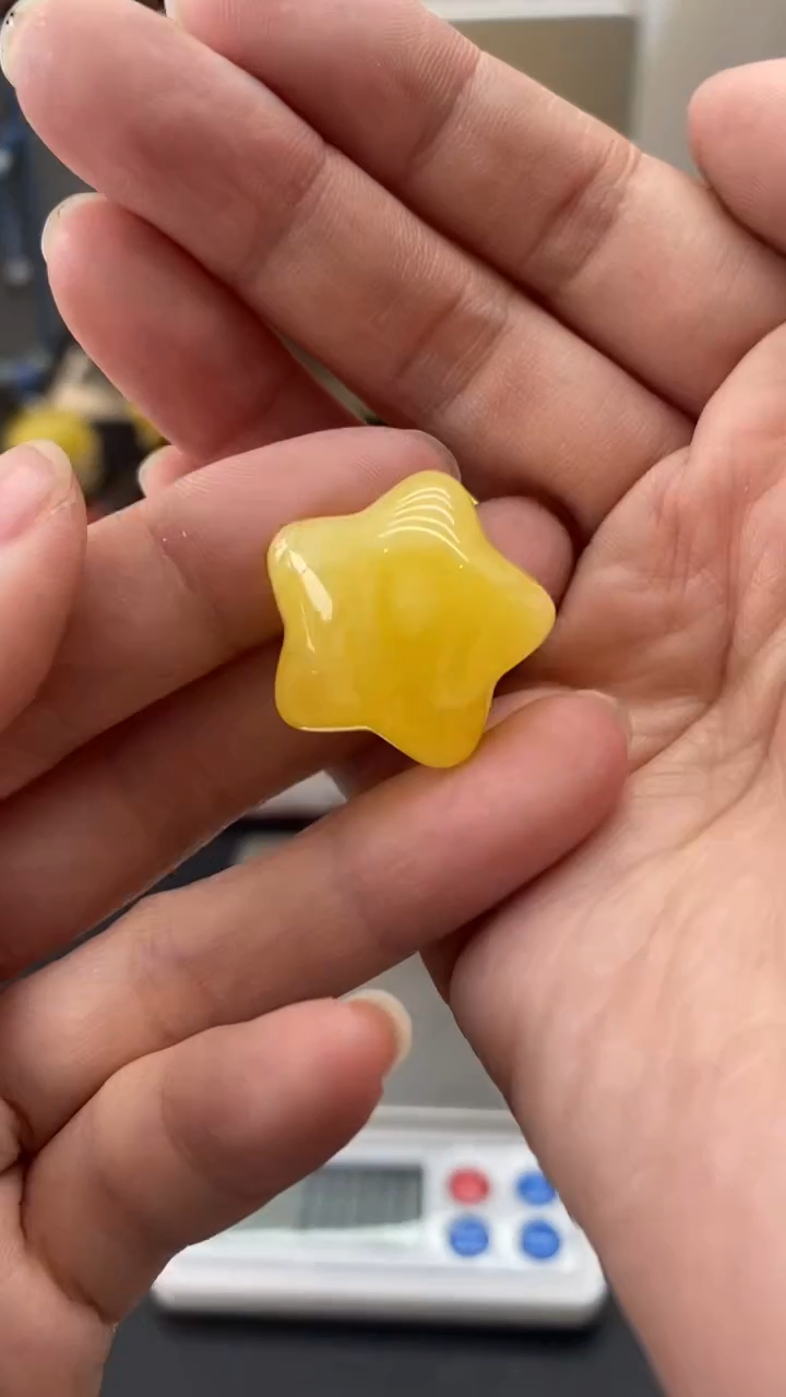 琥珀未镶嵌珠宝奇石774