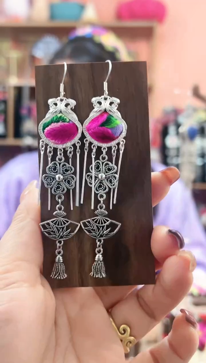 【闪购商品】织绣民族风老绣饰品292