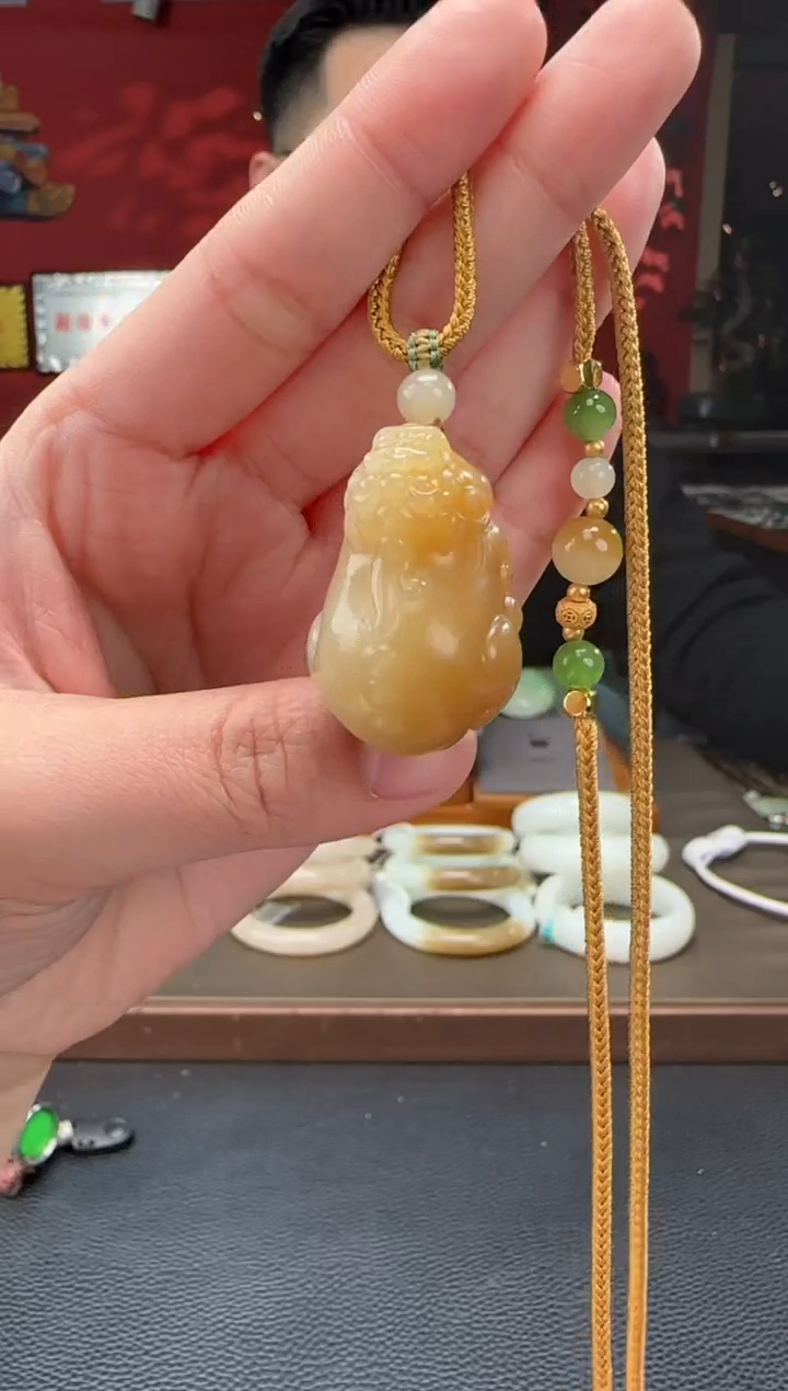 【闪购商品】和田玉颈饰未镶嵌且末糖貔貅
