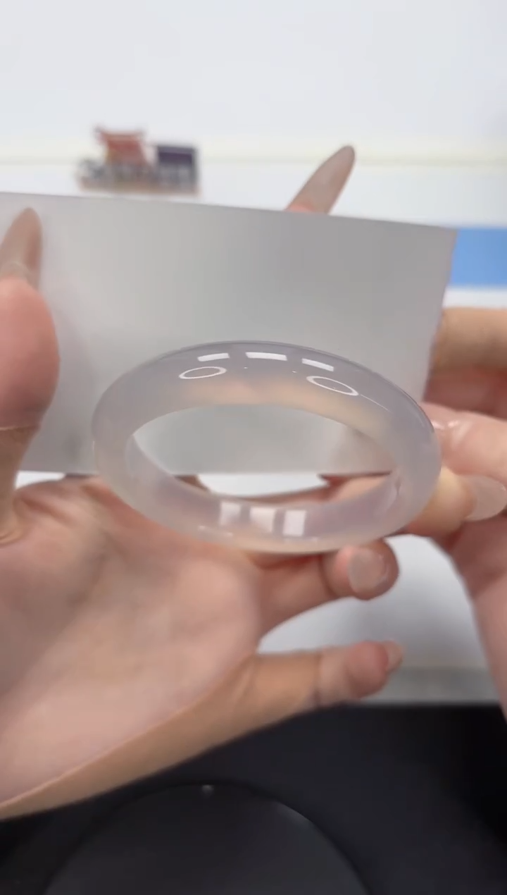 【闪购商品】石英质玉手镯未镶嵌A89-55.5