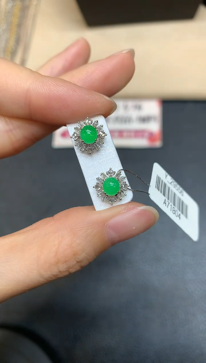 【闪购商品】翡翠耳饰18K金镶嵌【无鉴赏期