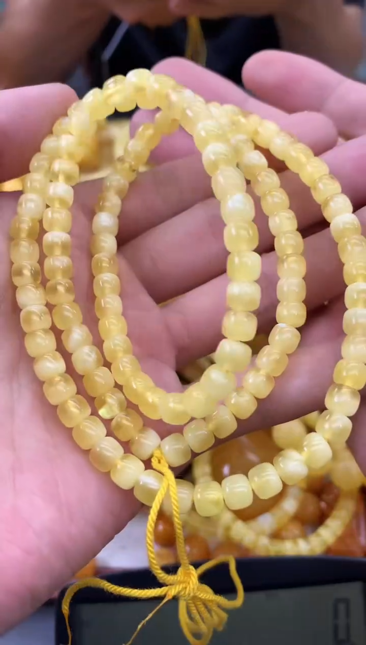 未镶嵌蜜蜡裸石链子