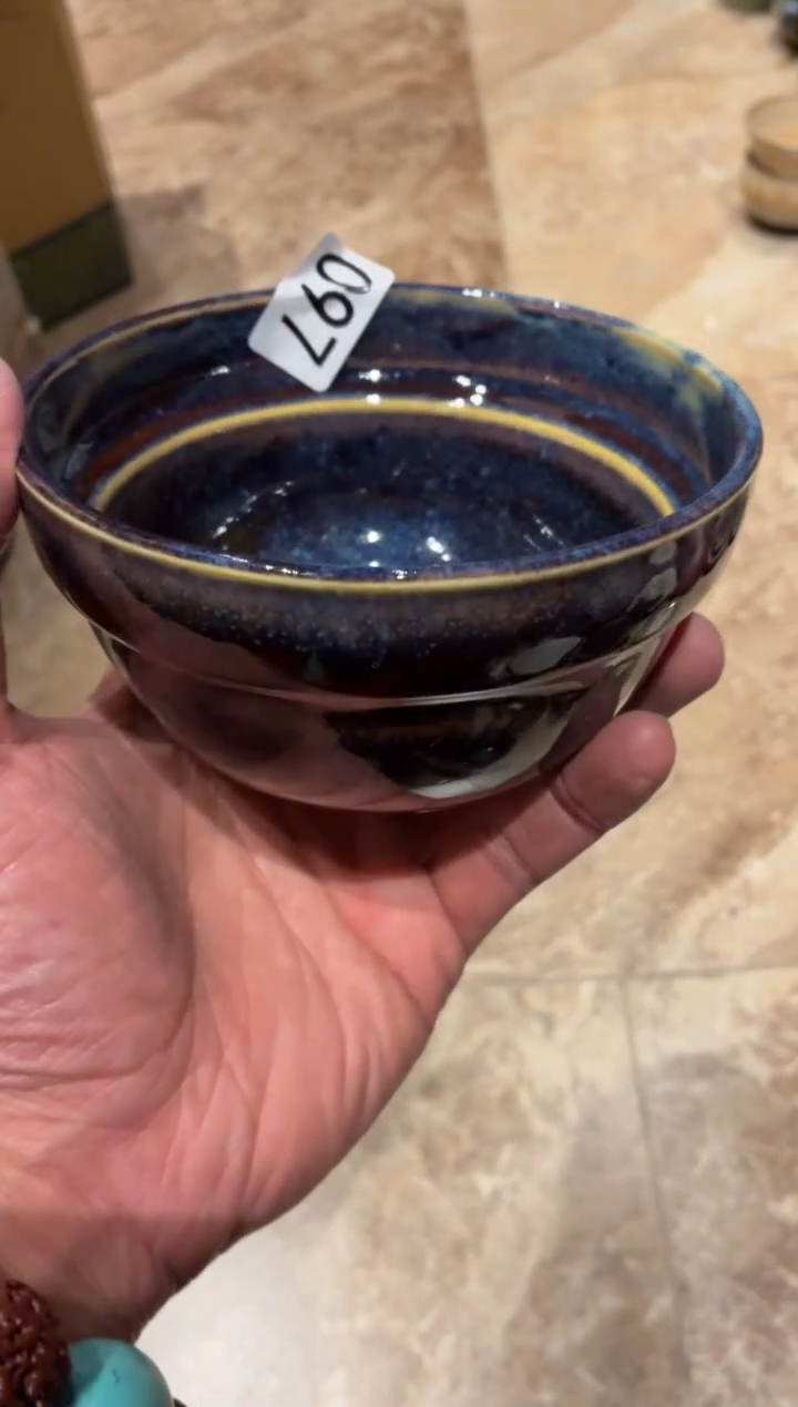 瓷片1*697苏打银河紫葫芦小碗1个