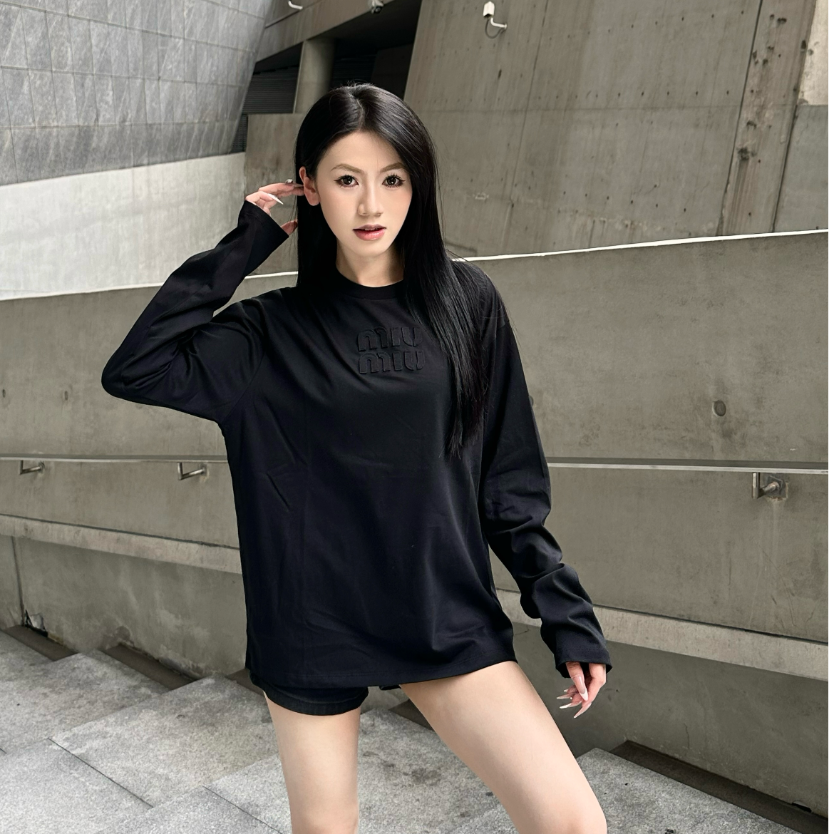 全新未使用 MIU MIU/缪缪 字母印花圆领休闲长袖T/S/M