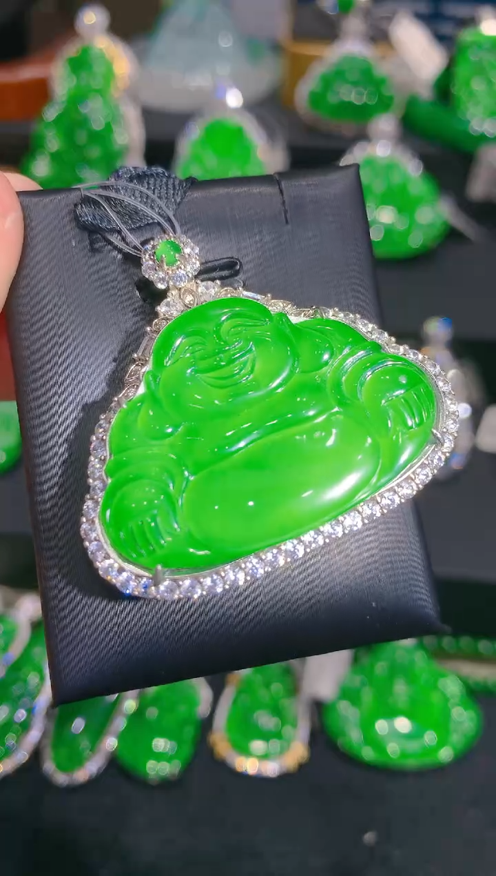 【闪购商品】翡翠颈饰银S925镶嵌35一季