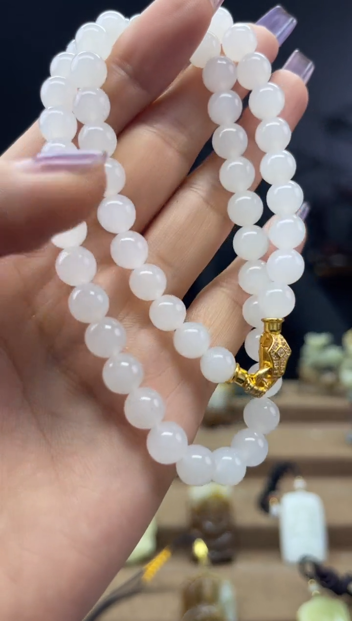 颈饰未镶嵌和田玉1