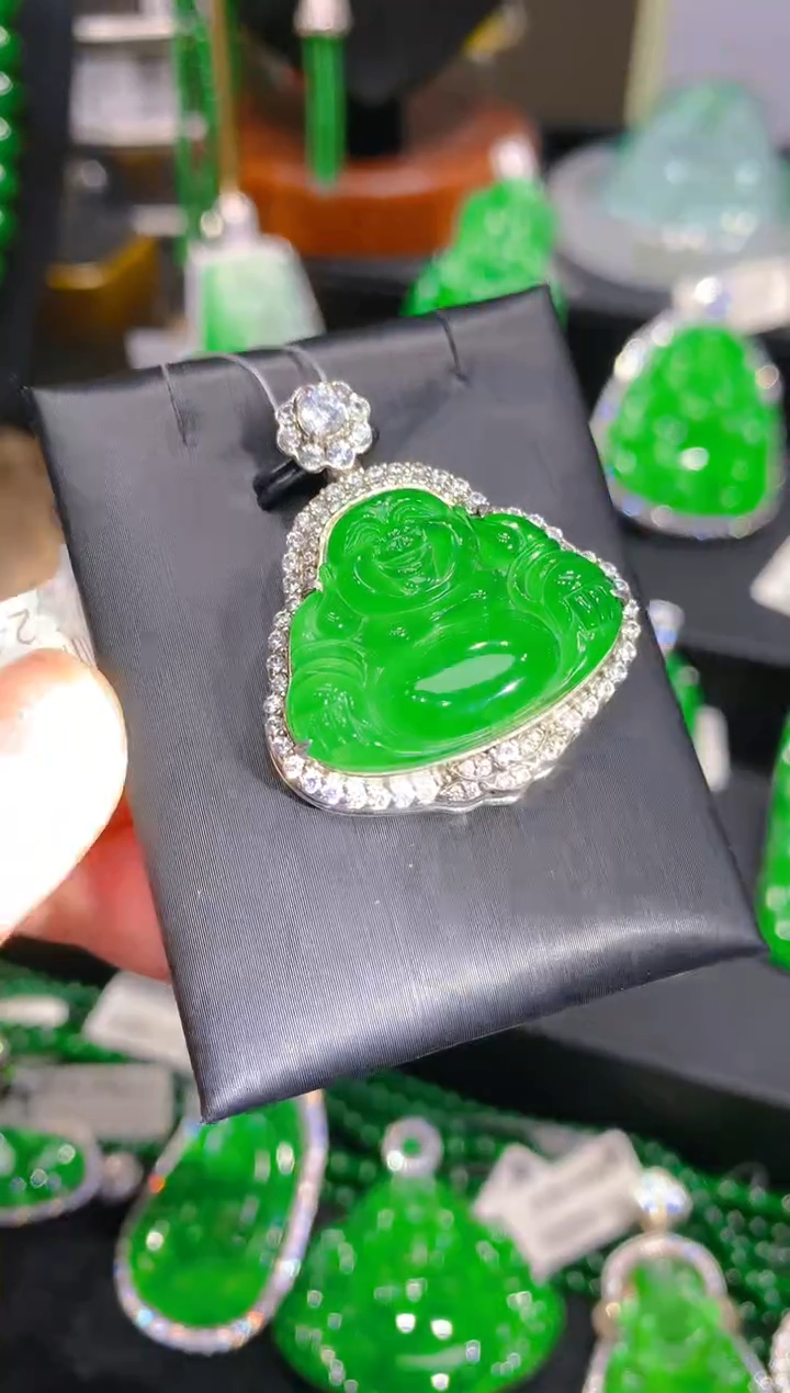 【闪购商品】翡翠颈饰银S925镶嵌41一季