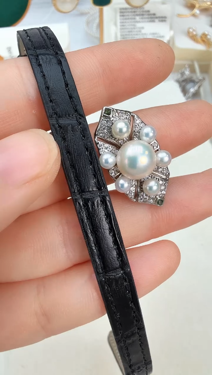 颈饰未镶嵌淡水珍珠手表形