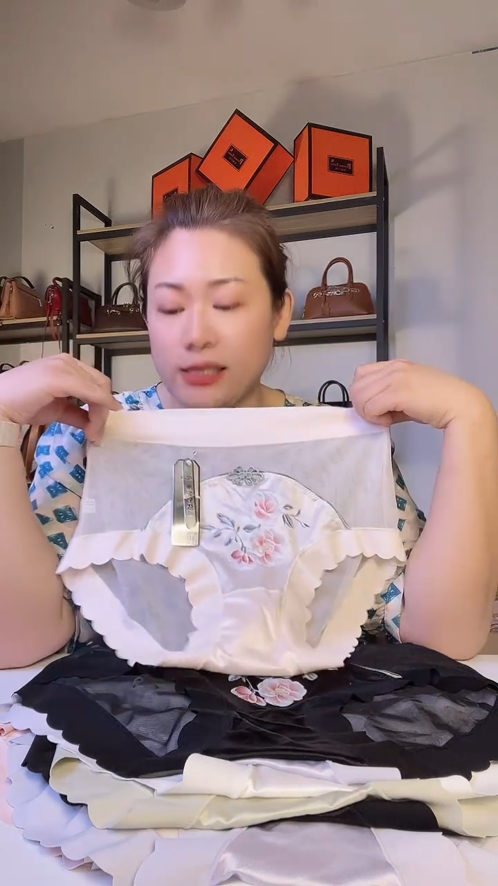 醋酯纤维琳子推荐新款短裤