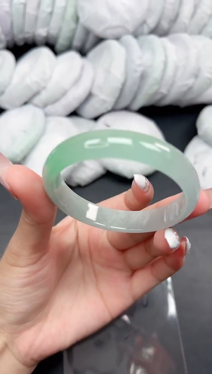 精品手镯，一物一拍T-024