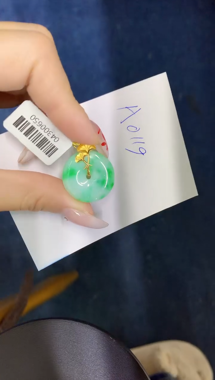 【闪购商品】翡翠颈饰18K金镶嵌000000000000