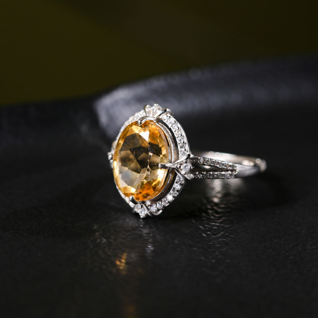 【意婵】《楚葵》S925银镶嵌精品天然冰种玻璃体黄水晶开口戒-911900