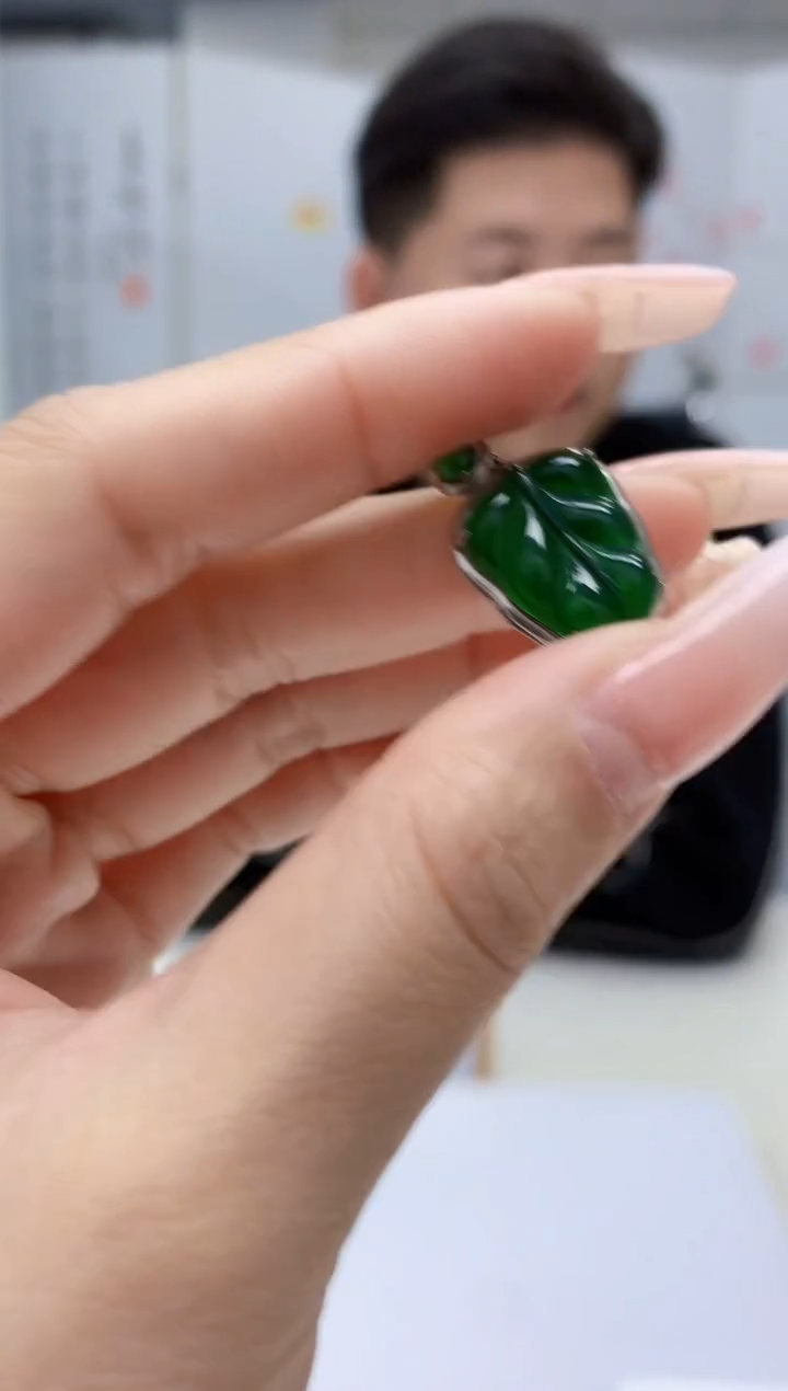 【闪购商品】定制翡翠18K金镶嵌4917lr-毛货挂件12