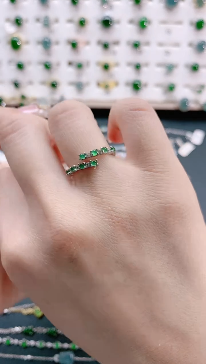 【闪购商品】翡翠戒指银S925镶嵌天然翡翠