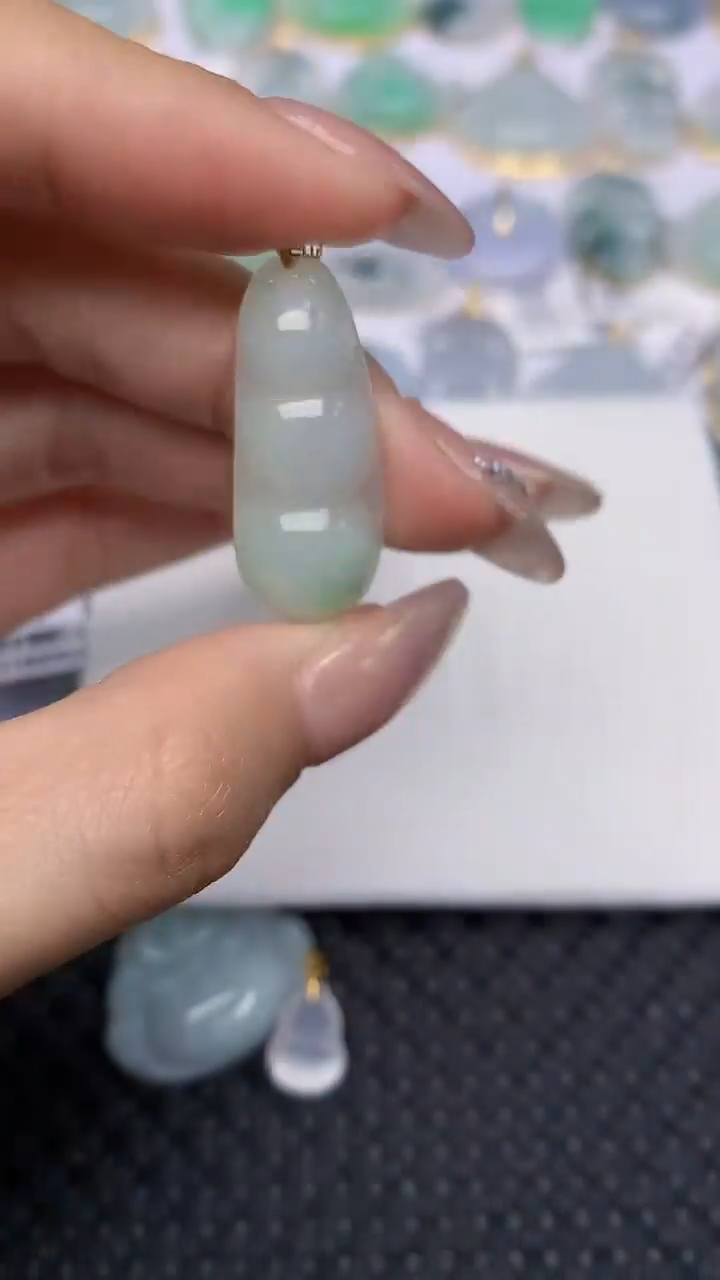 【闪购商品】翡翠颈饰18K金镶嵌天然翡翠a货