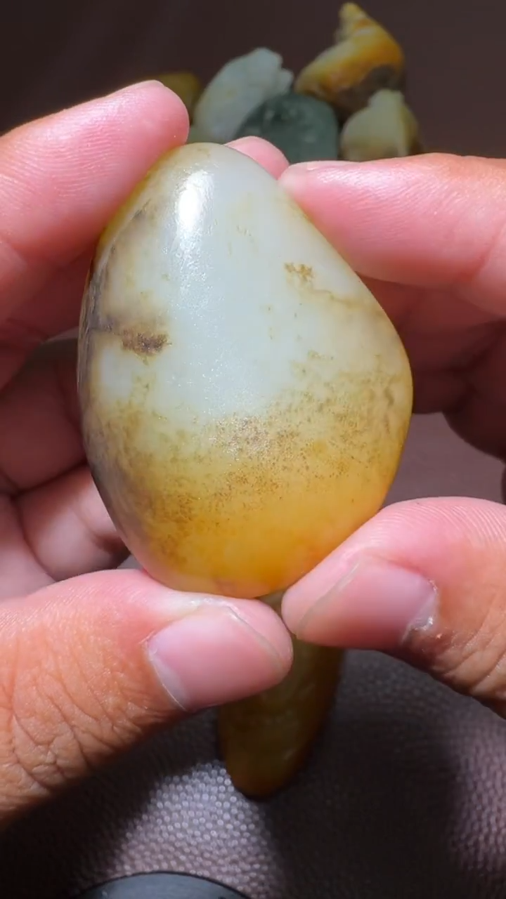 未镶嵌和田玉挂件和田玉