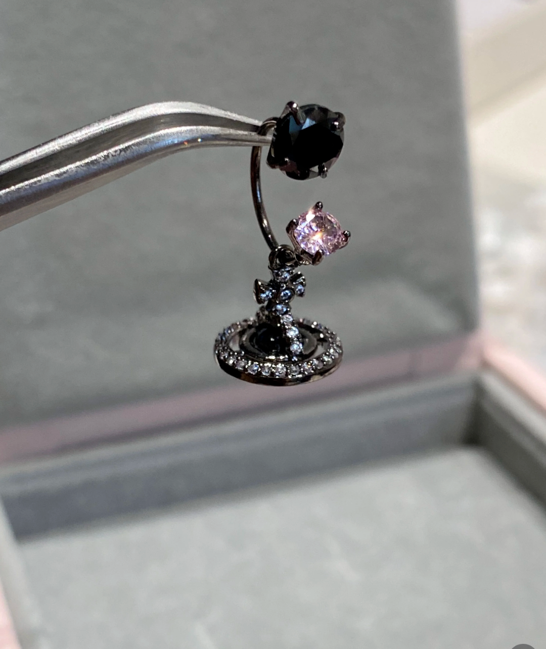 钛钢耳饰 气质土星黑色马蹄环小众耳钉钛钢耳钉耳骨钉耳锅钉轻奢