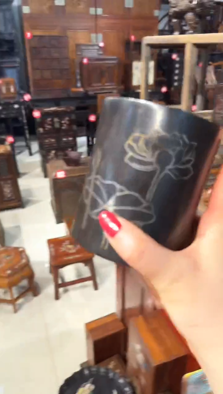 【闪购商品】木木艺紫檀银丝荷花笔筒358.888888