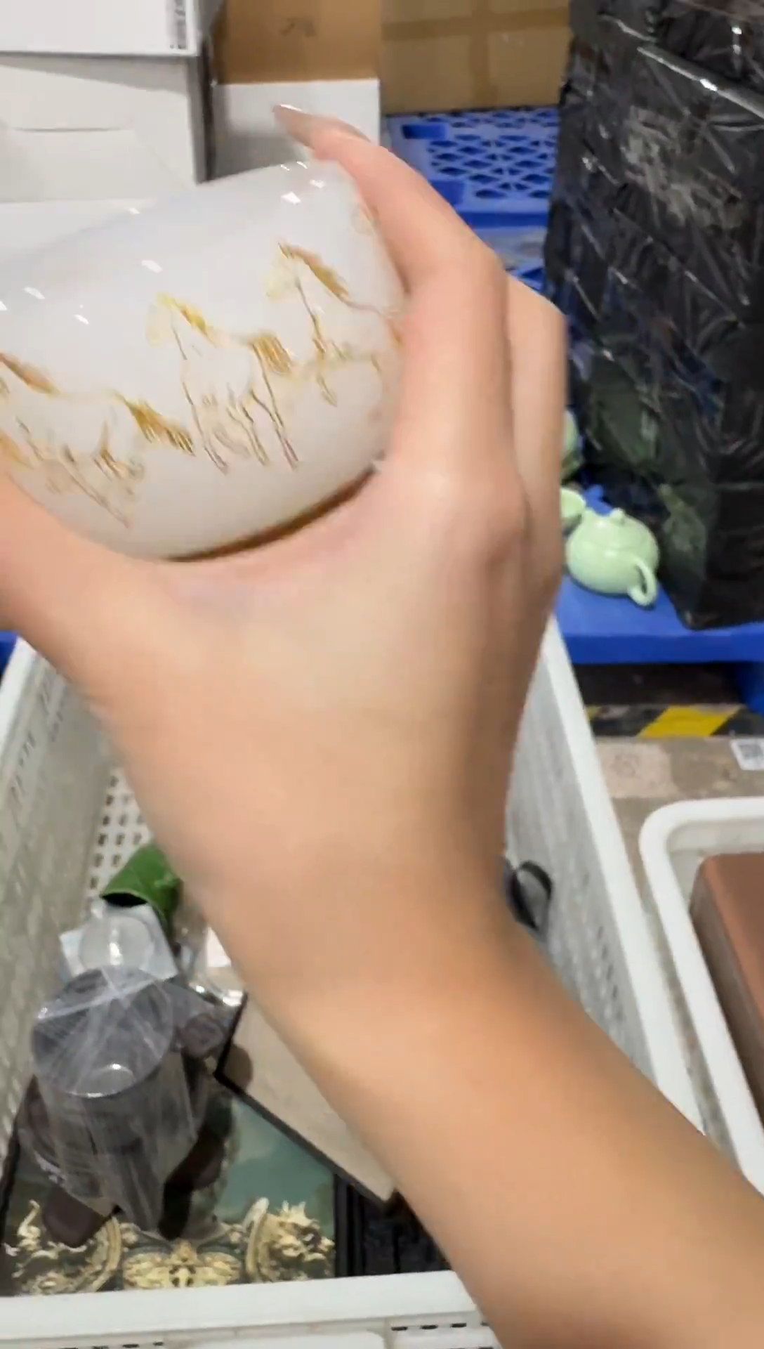 素素直播间闪购清仓