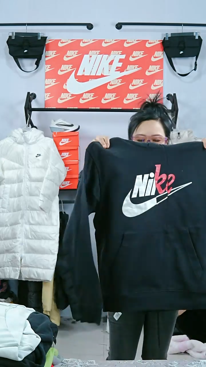 1892闪购编码运动衣以直播间过品为准尺码M