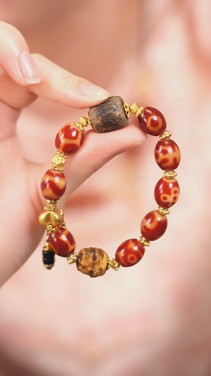 玛瑙/玉髓（覆膜）颈饰未镶嵌传世珠宝