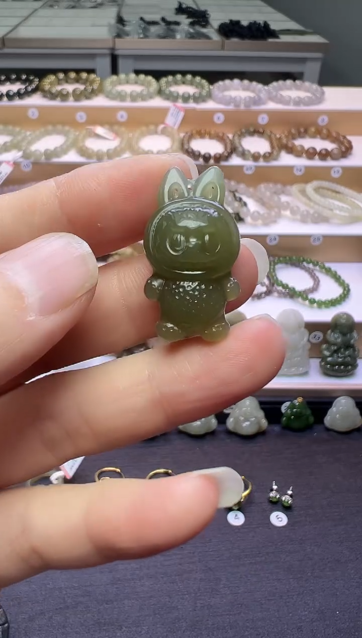 颈饰未镶嵌和田玉146号链接