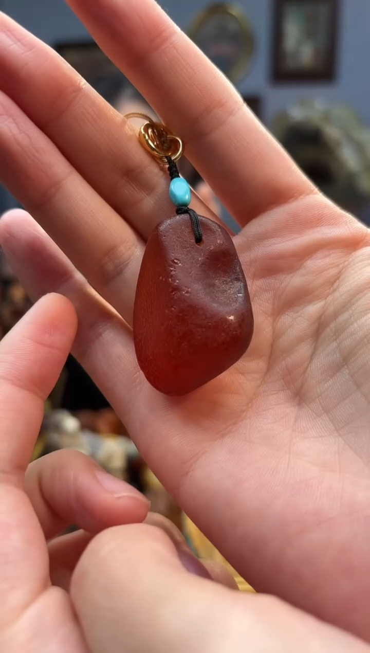 琥珀颈饰未镶嵌包挂